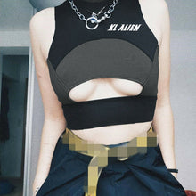 KL Alien Peek Cut-Out Crop