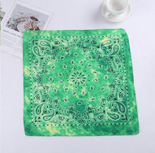 Retro Paisley Print Bandana