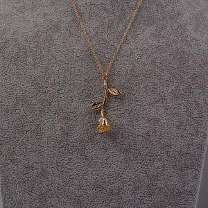 Silhouette Juliet Rose Necklace