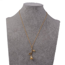 Silhouette Juliet Rose Necklace